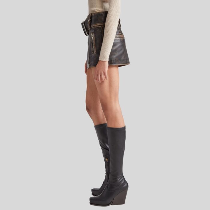 Side view of the elegant-brown leather mini skirt