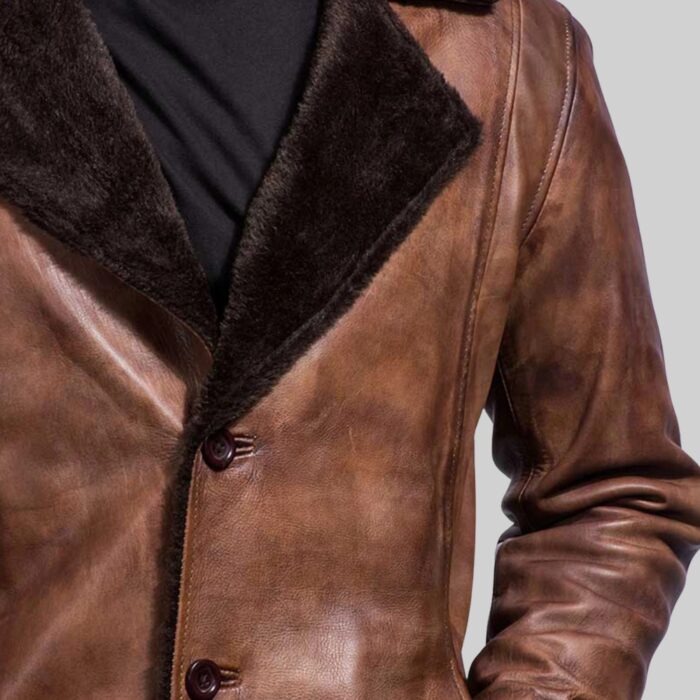 winter-leather-coat-with-fur-closeup